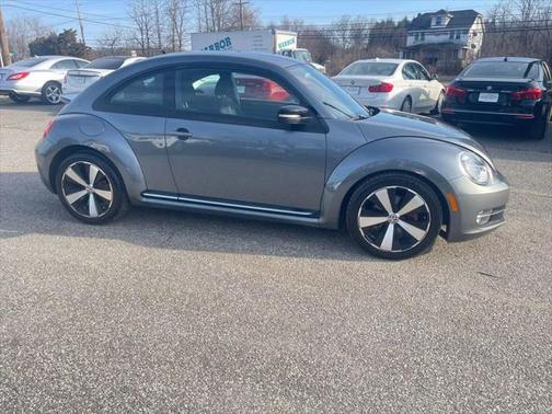 2012 Volkswagen Beetle Base