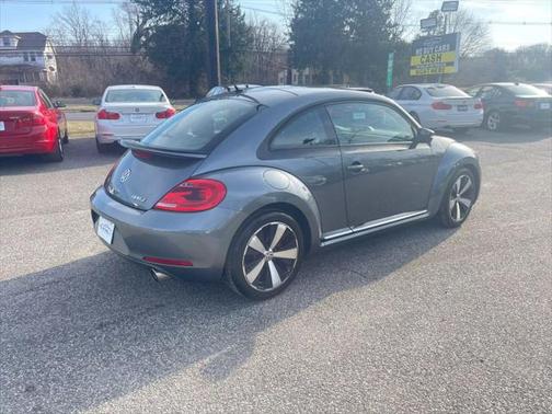 2012 Volkswagen Beetle Base