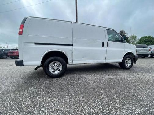 2020 Chevrolet Express 2500 RWD 2500 Regular Wheelbase WT