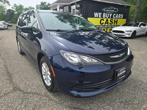 Jazz Blue Pearlcoat 2020 Chrysler Voyager LX