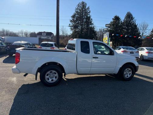 2021 Nissan Frontier S