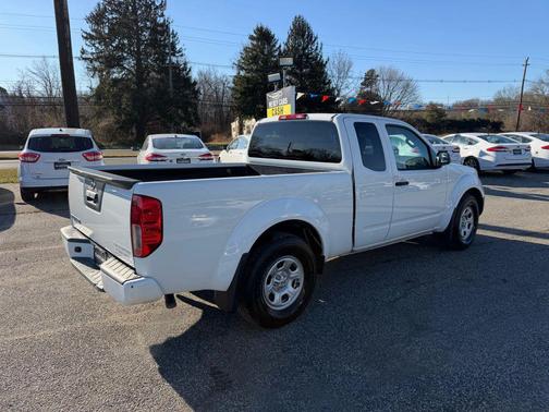 2021 Nissan Frontier S