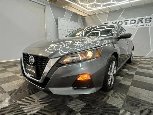 2022 Nissan Altima S FWD