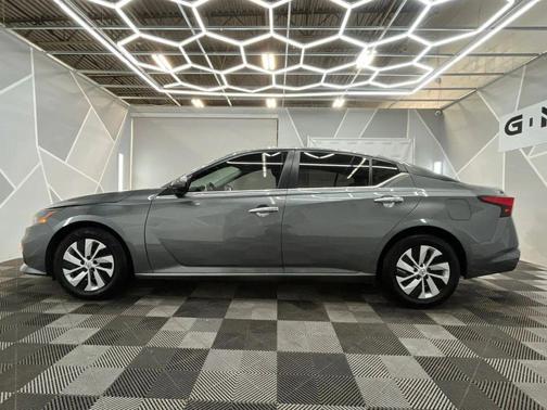 2022 Nissan Altima S FWD
