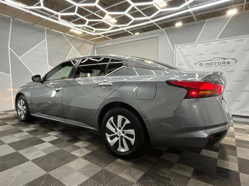 2022 Nissan Altima S FWD