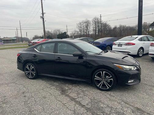 2022 Nissan Sentra SR