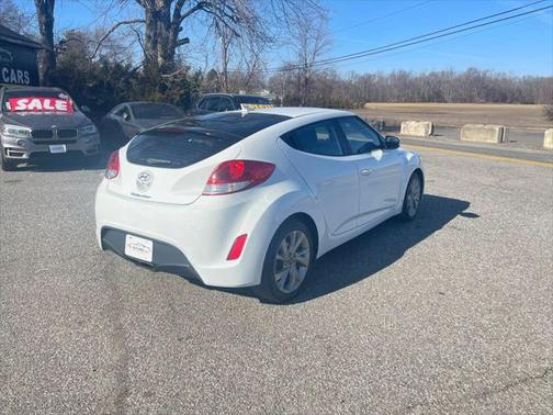 2016 Hyundai Veloster Base