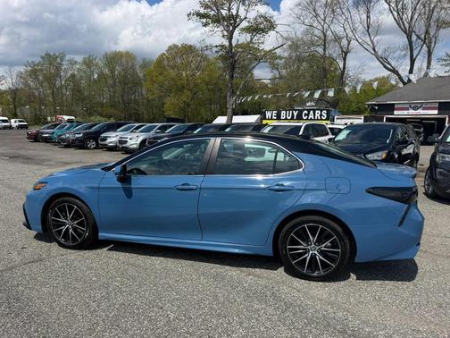 Blue 2023 Toyota Camry SE