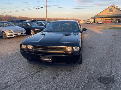 2014 Dodge Challenger SXT