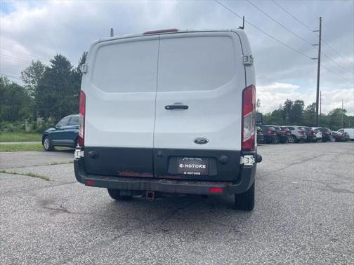 2018 Ford Transit-250 Base