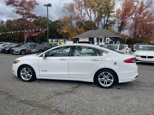 2018 Ford Fusion Hybrid SE
