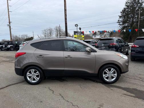 2011 Hyundai TUCSON GLS
