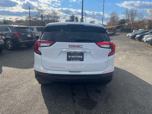 2024 GMC Terrain SLE