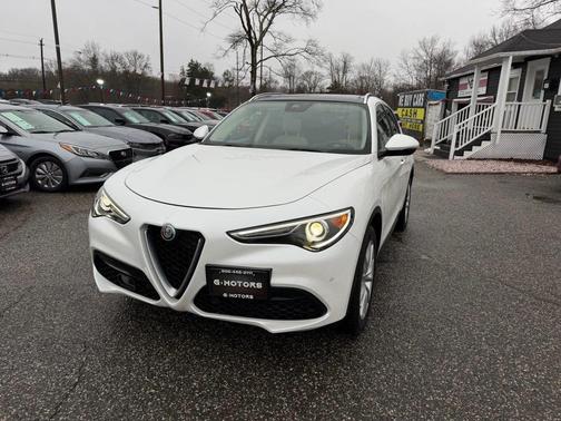 2019 Alfa Romeo Stelvio Ti Sport