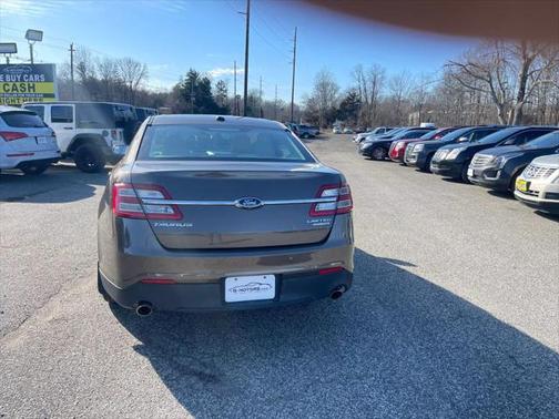 2015 Ford Taurus Limited