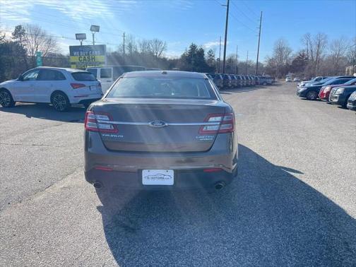 2015 Ford Taurus Limited