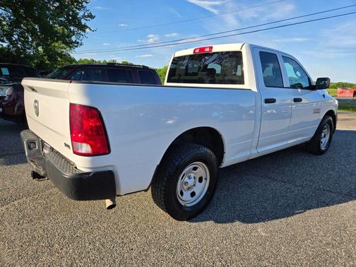 Bright White Clearcoat 2017 RAM 1500 Tradesman
