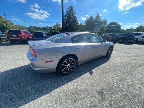 2014 Dodge Charger SE