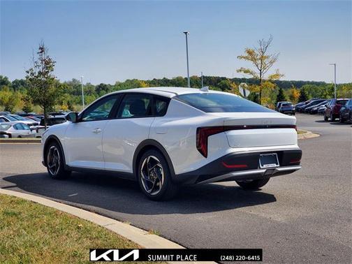 2025 Kia K4 EX