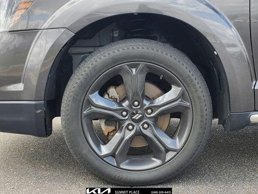 Granite Pearlcoat 2019 Dodge Journey Crossroad
