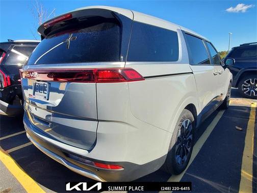 2024 Kia Carnival EX