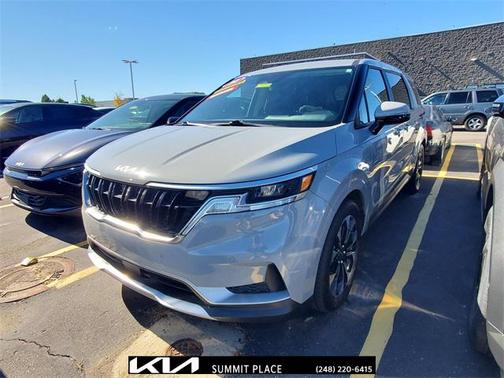 2024 Kia Carnival EX