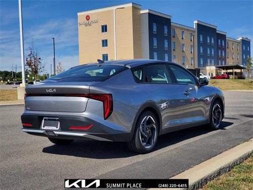 2025 Kia K4 EX