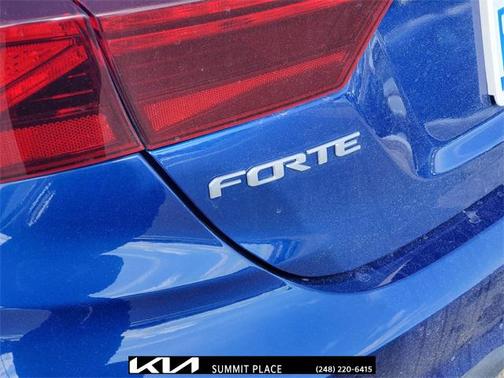 2024 Kia Forte LXS
