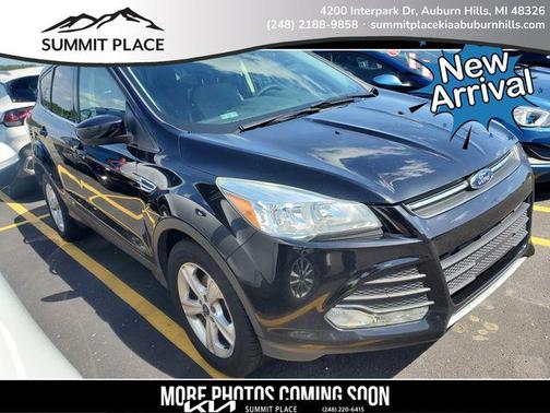 Shadow Black 2016 Ford Escape SE