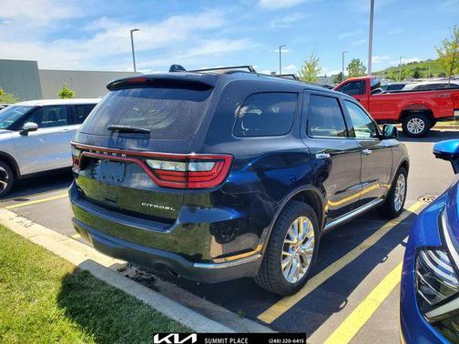 Brilliant Black Crystal Pearlcoat 2014 Dodge Durango Citadel