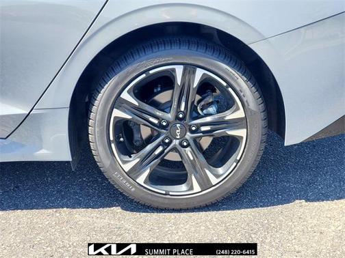 2023 Kia K5 GT-Line