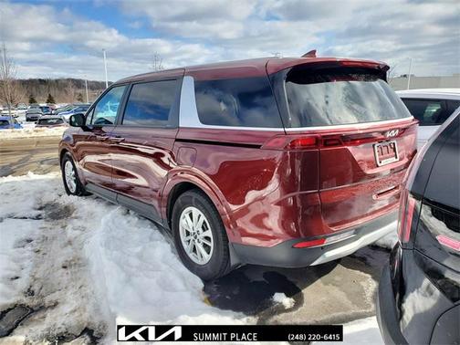 2023 Kia Carnival LX