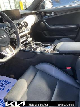 2022 Kia Stinger GT-Line