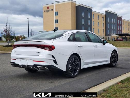2022 Kia K5 GT-Line