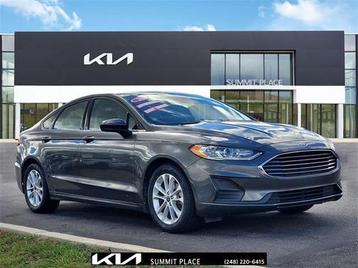 2020 Ford Fusion SE