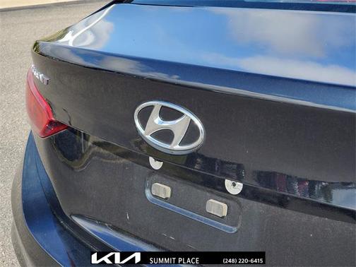 2022 Hyundai Accent SE