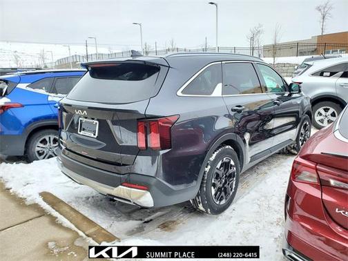 2025 Kia Sorento S