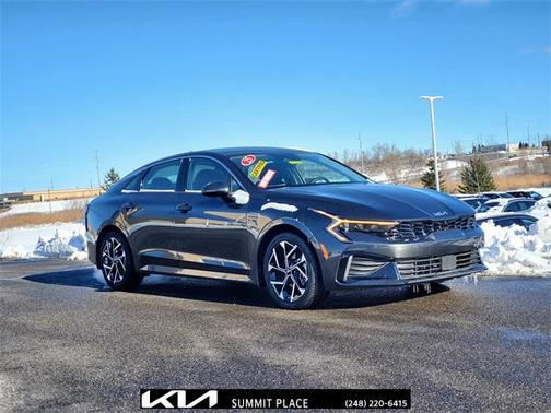 2025 Kia K5 EX