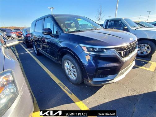 2023 Kia Carnival LX