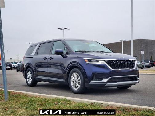 2023 Kia Carnival LX