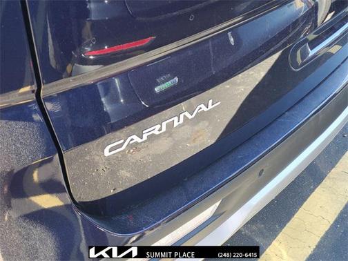 2023 Kia Carnival LX