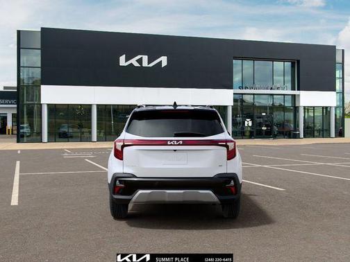Clear White/Black Roof 2026 Kia Seltos S