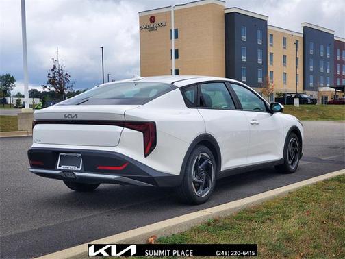 2025 Kia K4 EX