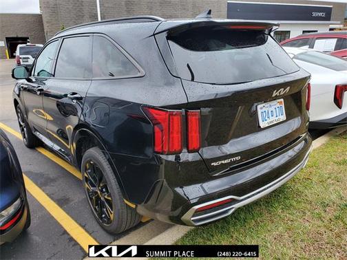 2023 Kia Sorento SX