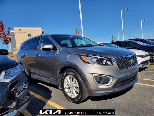 2017 Kia Sorento LX