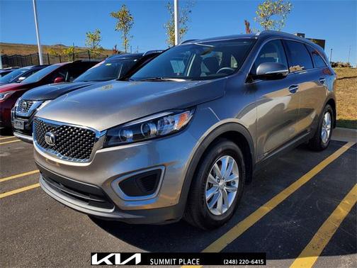 2017 Kia Sorento LX
