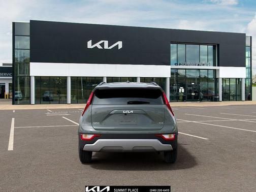 Cityscape Green 2026 Kia Niro EX