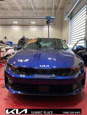 2025 Kia K5 EX