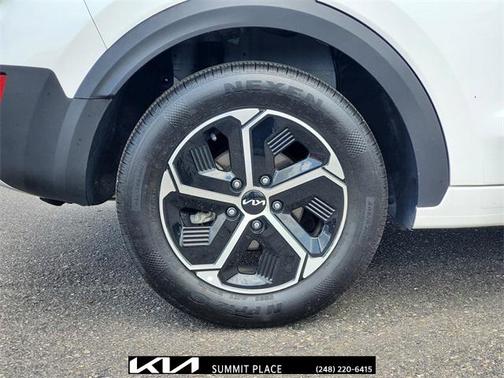 2023 Kia Niro LX