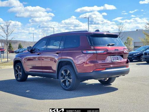 2023 Jeep Grand Cherokee L Altitude